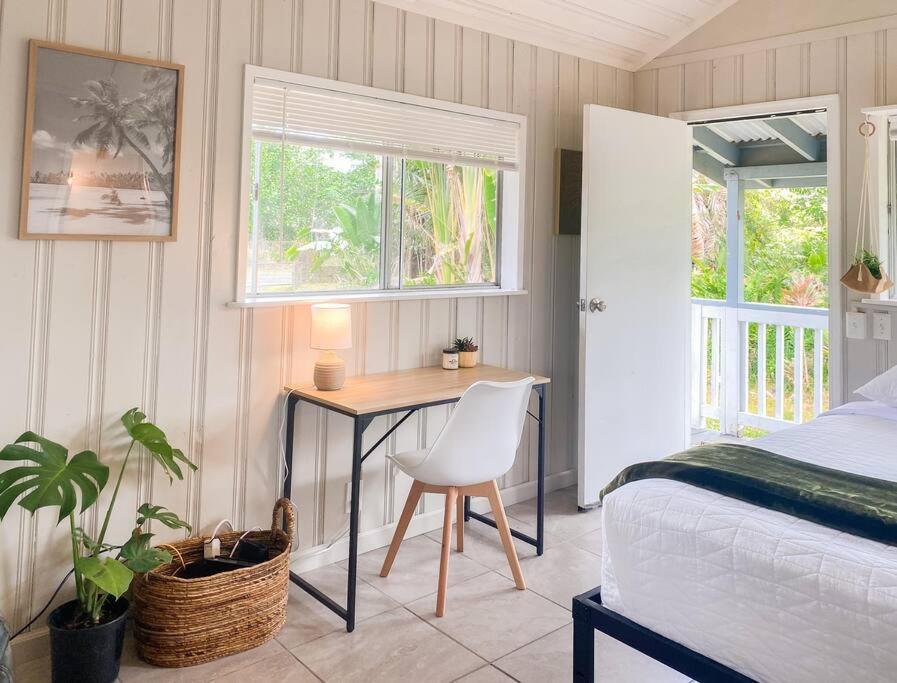 Monstera Bungalow, Spacious, King Bed, Big Kitchen Keaau Exteriör bild
